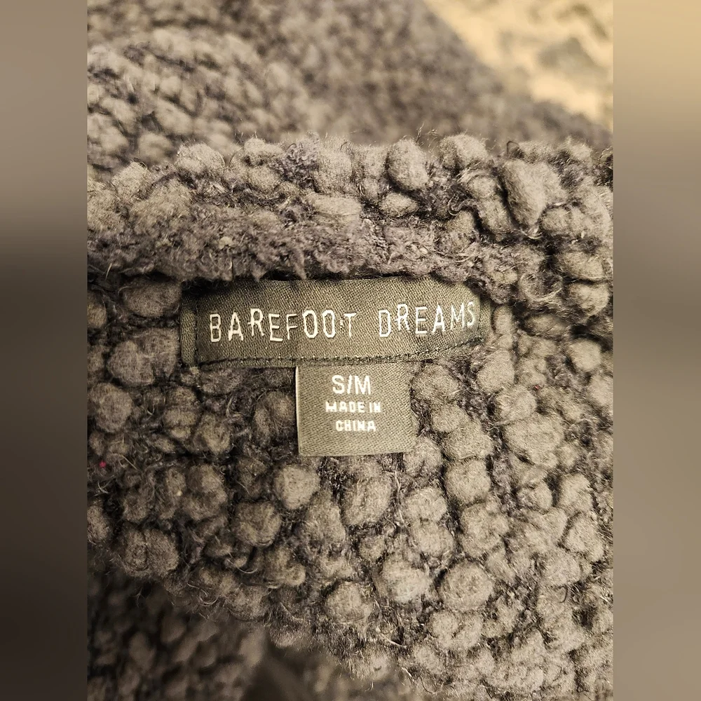 Barefoot Dreams Boucle Hooded Cardigan Carbon Gray Open Front Sz S / M - Picture 4 of 8